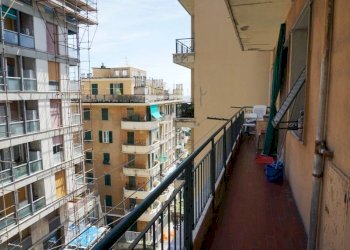 Balcone - Trilocale salita San Barborino, 6, Genova (zona Sampierdarena) - foto 10