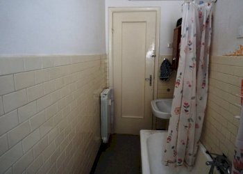 Bagno - Trilocale salita San Barborino, 6, Genova (zona Sampierdarena) - foto 19