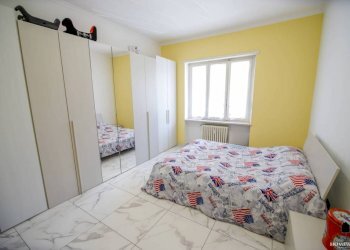 Camera da letto - Appartamento via Caluso, 9, Chivasso - foto 3