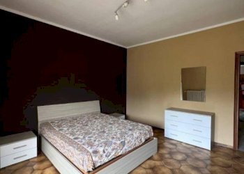 Camera da letto - Trilocale via Giuseppe Malan, 20, Luserna San Giovanni - foto 9