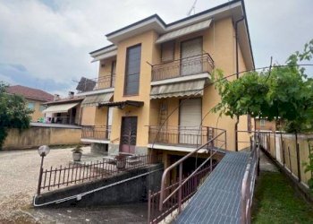 Facciata - Trilocale via Giuseppe Malan, 20, Luserna San Giovanni - foto 28