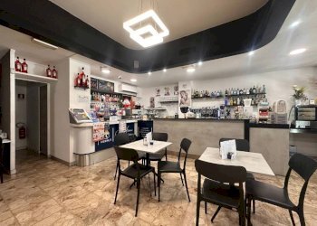 Interno non residenziale - Cafeteria - Cold Bar piazza Quattro Martiri, Carmagnola - photo 3