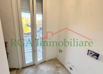 Salone - Quadrilocale via Cesare Battisti, Bergamo - foto 23