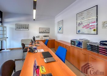 Shop Peschiera Borromeo - photo 2