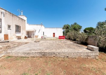 Locale Commerciale Indirizzo Non Disponibile, Carovigno - foto 2