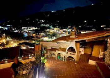 Foto 1 - Quadrilocale Via Cima, Dolceacqua - foto 1