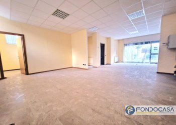 Foto 4 - Commercial Premises Marconi
 
69/A, Villa Carcina - photo 4