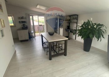 Sala da pranzo - Appartamento Via Castellata
 
207, Sant'Eusanio del Sangro - foto 5