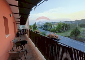 Balcone - Appartamento Via Castellata
 
207, Sant'Eusanio del Sangro - foto 37