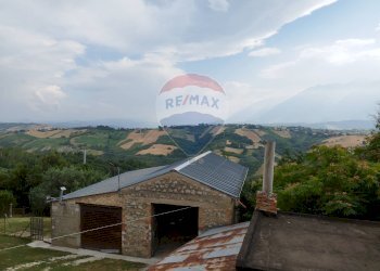 Casa all\'aperto - Casa semi indipendente Località Piano Fonti
 
135, Guardiagrele - foto 6