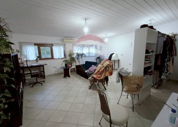 Sala da pranzo - Appartamento Via Castellata
 
207, Sant'Eusanio del Sangro - foto 15