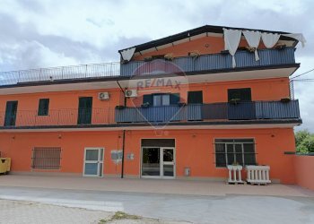 Edificio all\'aperto - Appartamento Via Castellata
 
207, Sant'Eusanio del Sangro - foto 33
