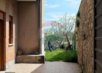 Terrazza - Quadrilocale Via Fontana Terranova
 
43, Palena - foto 11