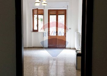 Stanza vuota - Quadrilocale Via Fontana Terranova
 
43, Palena - foto 19