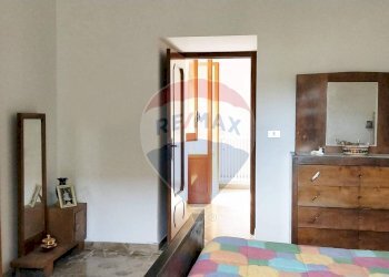 Camera / camera da letto - Quadrilocale Via Fontana Terranova
 
43, Palena - foto 26