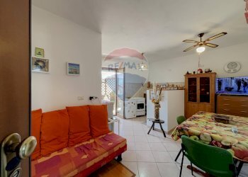 Sala da pranzo - Bilocale Via Spaventa Silvio e Bertrando
 
17, Altino - foto 1