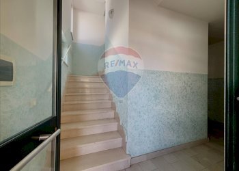 Scale - Bilocale Via Spaventa Silvio e Bertrando
 
17, Altino - foto 4