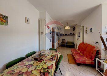 Sala da pranzo - Bilocale Via Spaventa Silvio e Bertrando
 
17, Altino - foto 7