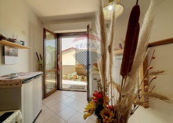 Hall / corridoio - Bilocale Via Spaventa Silvio e Bertrando
 
17, Altino - foto 11