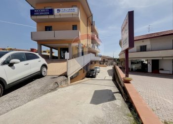 Edificio all\'aperto - Bilocale Via Spaventa Silvio e Bertrando
 
17, Altino - foto 27