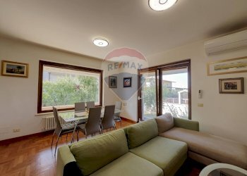 Sala da pranzo - Villa a Schiera Villa Andreoli
 
169/D, Lanciano - foto 10