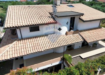 Casa all\'aperto - Villa a Schiera Villa Andreoli
 
169/D, Lanciano - foto 125