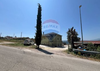 Edificio all\'aperto - Casa indipendente C.da Ascigno
 
1, Casoli - foto 1