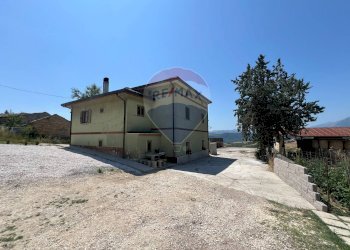 Casa all\'aperto - Casa indipendente C.da Ascigno
 
1, Casoli - foto 4