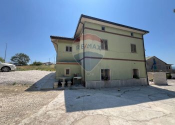 Casa all\'aperto - Casa indipendente C.da Ascigno
 
1, Casoli - foto 6