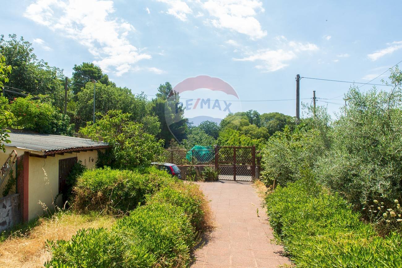 Giardino - Casa indipendente Trecastagni - foto 2