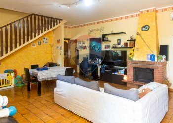 Sala da pranzo - Casa indipendente Trecastagni - foto 7