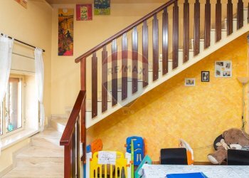 Scale - Casa indipendente Trecastagni - foto 16