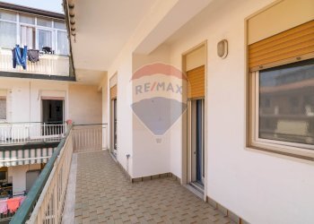 Balcone - Appartamento Via Marchese di Casalotto
 
33, Aci Catena - foto 12