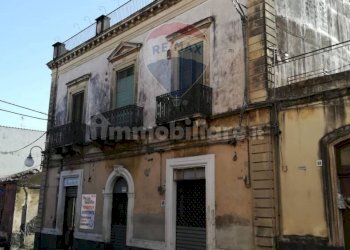 Edificio all\'aperto - Casa indipendente Via Emanuele Filiberto
 
56-58-60, Giarre - foto 3