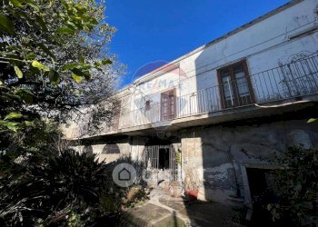 Casa all\'aperto - Casa indipendente Via Emanuele Filiberto
 
56-58-60, Giarre - foto 11