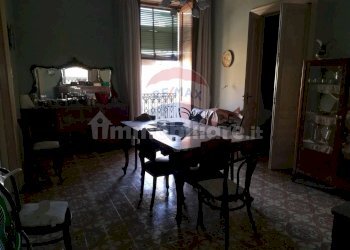 Sala da pranzo - Casa indipendente Via Emanuele Filiberto
 
56-58-60, Giarre - foto 37