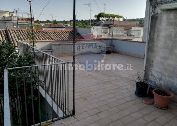 Terrazza - Casa indipendente Via Emanuele Filiberto
 
56-58-60, Giarre - foto 38