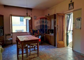 Sala da pranzo - Trilocale Località Restone
 
23, Figline e Incisa Valdarno - foto 4