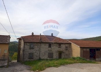 Casa all\'aperto - Casa semi indipendente Loc. Compito
 
16, Chiusi della Verna - foto 2