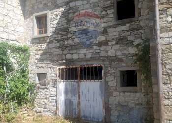 Casa all\'aperto - Casa semi indipendente Loc. Compito
 
16, Chiusi della Verna - foto 12