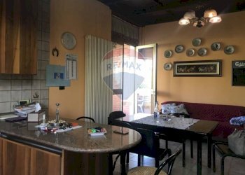 Sala da pranzo - Villa VIA GIUSEPPE SERRA
 
4, Feletto - foto 5