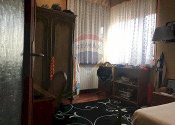 Camera / camera da letto - Villa VIA GIUSEPPE SERRA
 
4, Feletto - foto 15