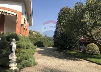 Giardino - Villa VIA GIUSEPPE SERRA
 
4, Feletto - foto 24