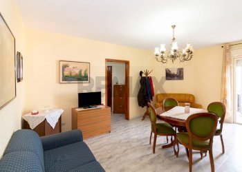 Sala da pranzo - Appartamento Viale Bummacaro
 
16, Catania - foto 9