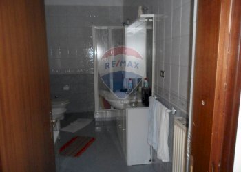 Bagno - Quadrilocale VIA ROSSO SAN SECONDO
 
51, Caltanissetta - foto 7