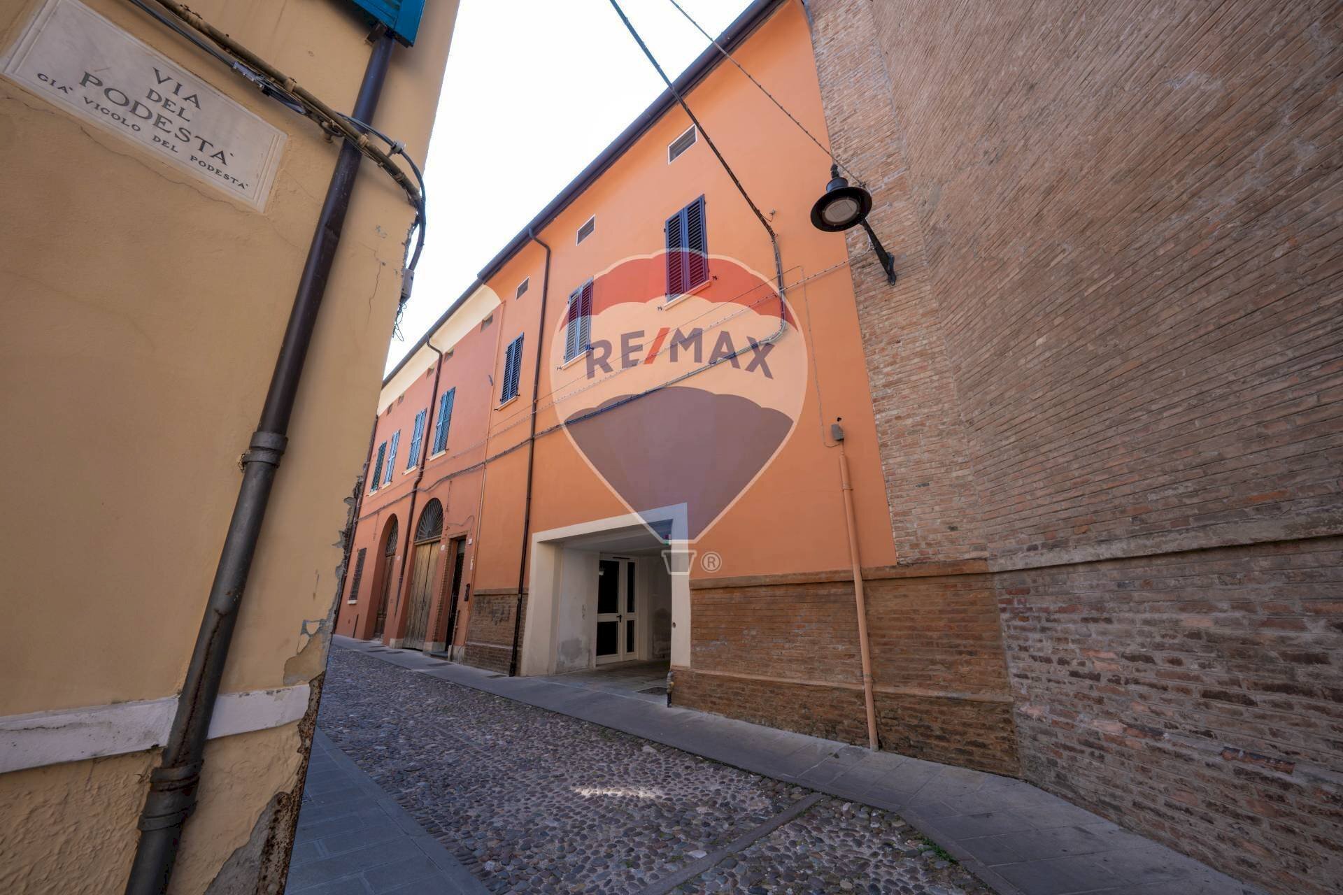 Edificio all\'aperto - Box Via Del Turco
 
12a, Ferrara - photo 1