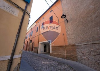 Edificio all\'aperto - Box Via Del Turco
 
12a, Ferrara - foto 21