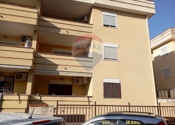 Edificio all\'aperto - Quadrilocale Giovanni Gronchi/Figliarini
 
31, Santa Maria a Vico - foto 1