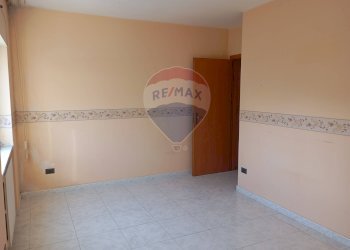 Stanza vuota - Quadrilocale Giovanni Gronchi/Figliarini
 
31, Santa Maria a Vico - foto 15