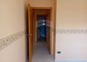 Hall / corridoio - Quadrilocale Giovanni Gronchi/Figliarini
 
31, Santa Maria a Vico - foto 17